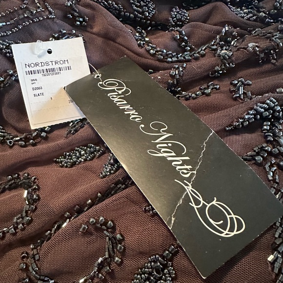 Pisarro Nights Beaded Mesh
Column Gown Gray Size 8 - Picture 5 of 9